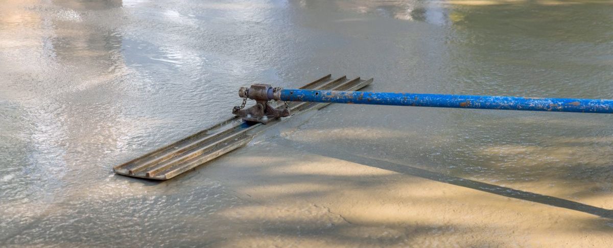 Concrete Driveway Resurfacing vs. Replacement for Drainage Problems After Snowmelt