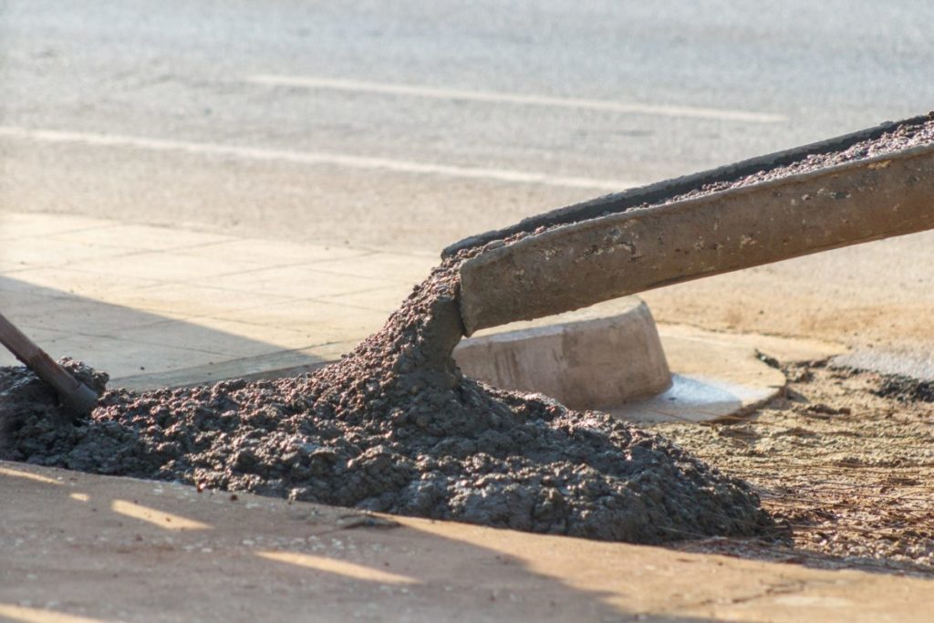 Key Challenges When Installing Concrete Sidewalks Near Tree Roots
